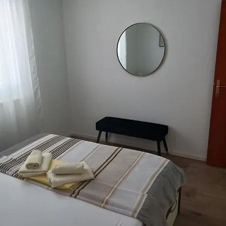 Petra Apartamento *
