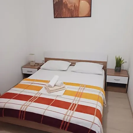 Apartamento Petra Primošten