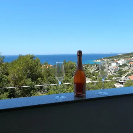 Petra Apartamento Primošten